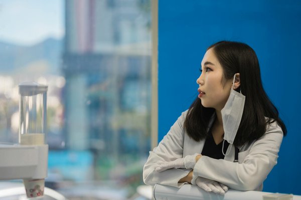 Myopie chez les Seniors : Causes Profondes et Solutions Innovantes à Découvrir